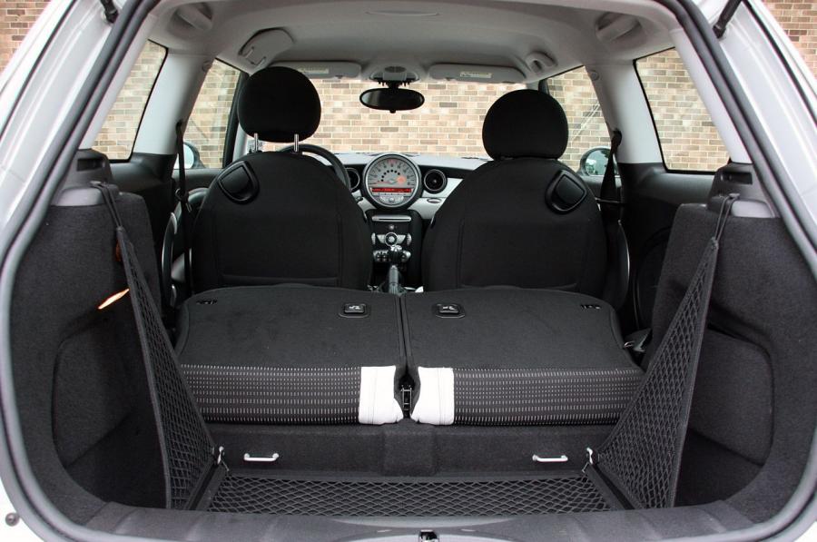  Mini Cooper 50 Camden Edition 2010 года  (фото 6 из 53)
